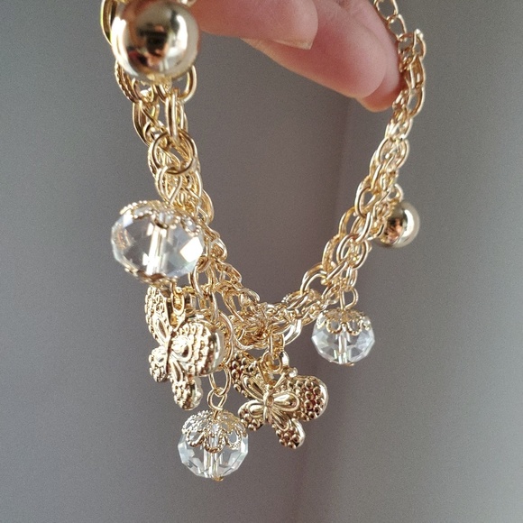 Butterfly charm bracelet - Picture 5 of 5